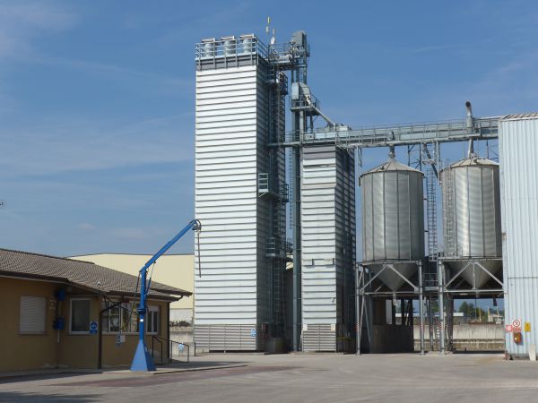 Энергосберегающая зерносушилка Strahl
